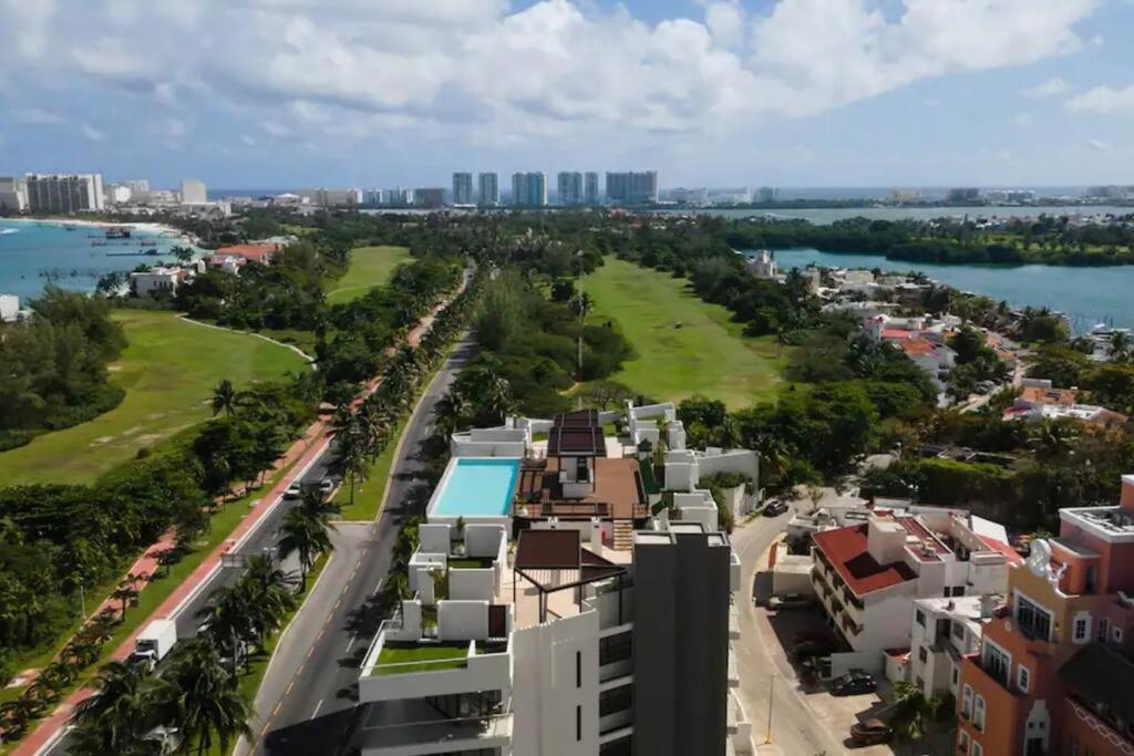Beautiful Room Well Located In The Hotel Zone Of Cancun Exterior photo