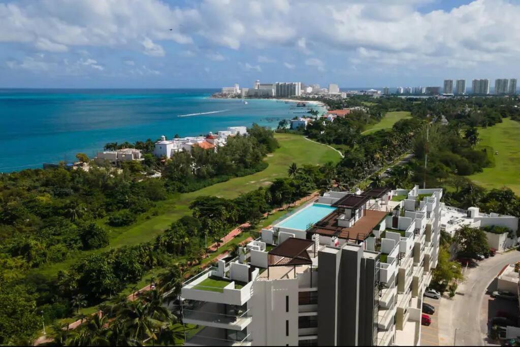Beautiful Room Well Located In The Hotel Zone Of Cancun Exterior photo